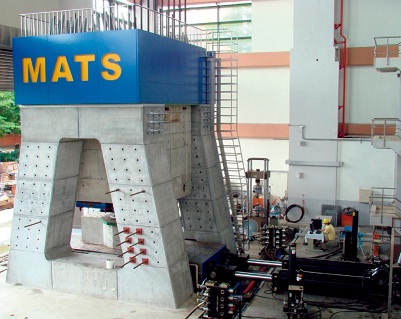 NCREE built up the new Multi-Axial Testing System (MATS) for quasi-static high axial load testing.