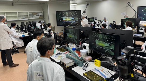 動物中心與日本熊本大學資源開發與分析研究所(CARD)共同開設胚操作顯微技術課程